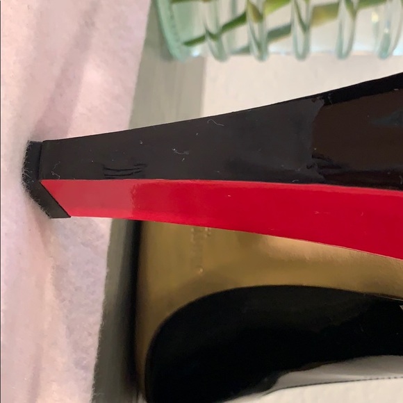 Jimmy Choo Shoes - Picture 14 of 16